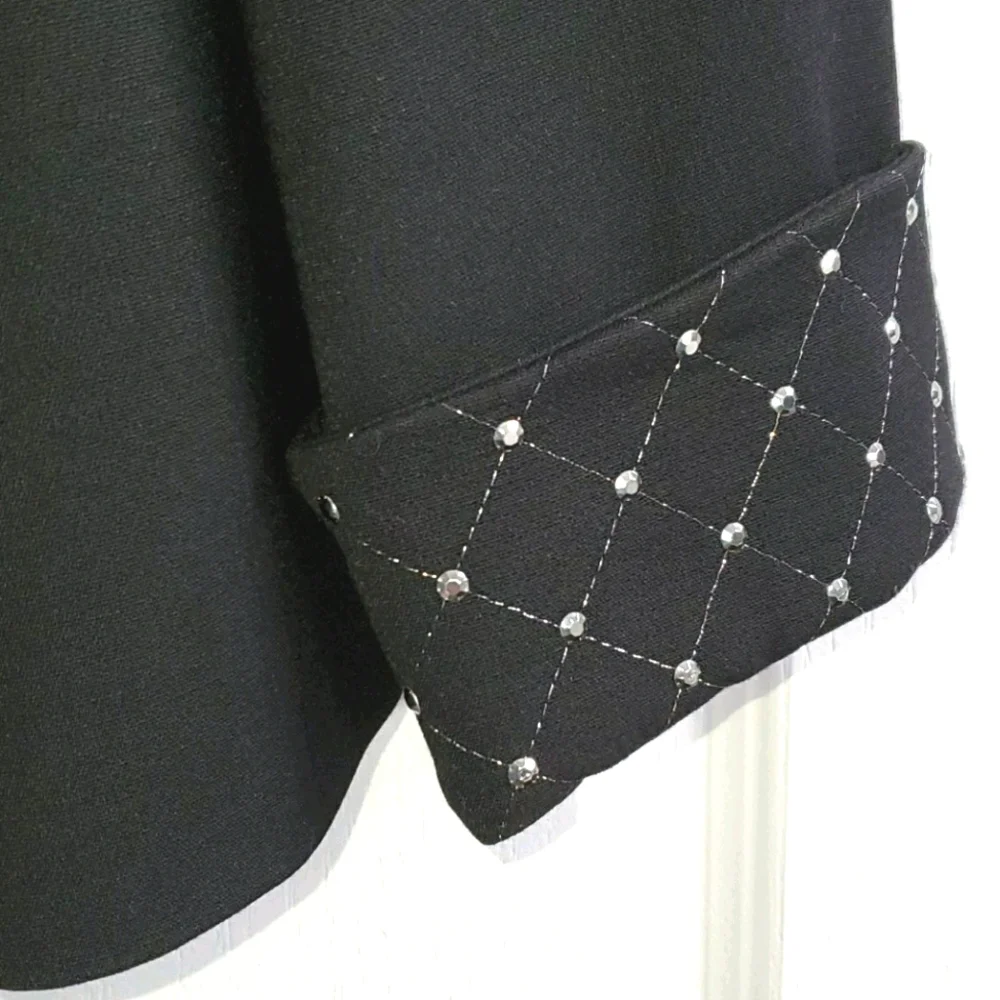 Tahari Black Metallic Studded Blazer NWOT 6 - Picture 3 of 11